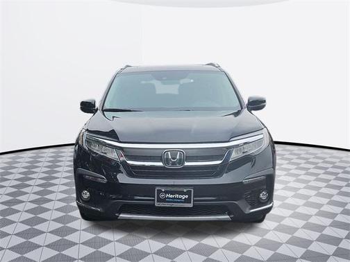 2022 Honda Pilot Touring 7-Passenger