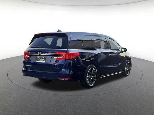 Obsidian Blue Pearl 2023 Honda Odyssey Elite