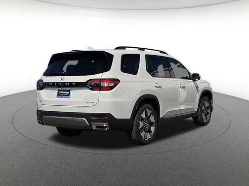 Platinum White 2026 Honda Pilot Elite