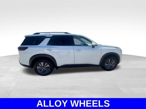 2025 Nissan Pathfinder SV FWD