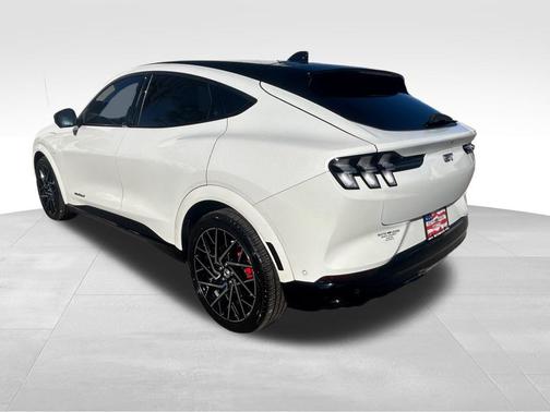 2021 Ford Mustang Mach-E GT