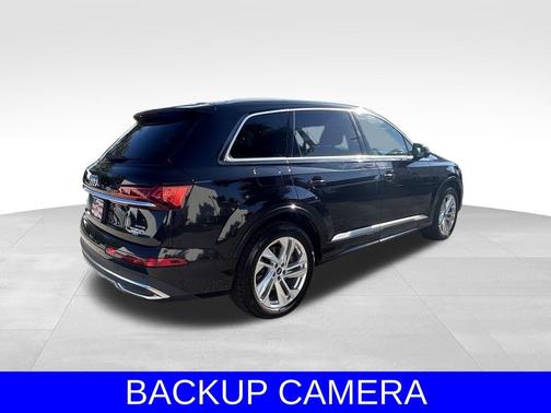 2023 Audi Q7 55 Premium Plus