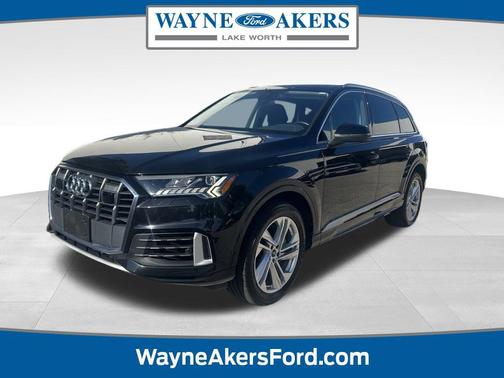 2023 Audi Q7 55 Premium Plus