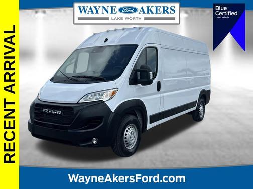 Bright White Clearcoat 2024 RAM ProMaster 2500 Tradesman
