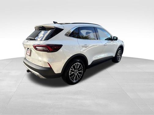 2024 Ford Escape PHEV SE