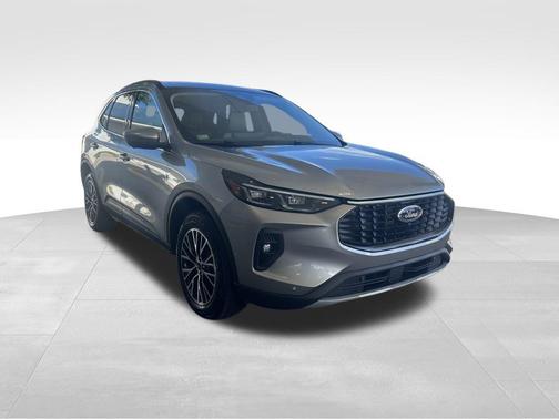2024 Ford Escape PHEV SE