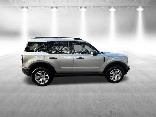 Iconic Silver Metallic 2022 Ford Bronco Sport Base