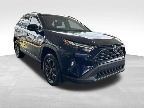 2024 Toyota RAV4 Hybrid XLE Premium