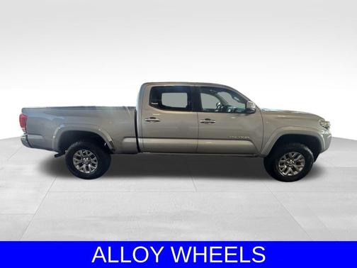 2017 Toyota Tacoma SR5