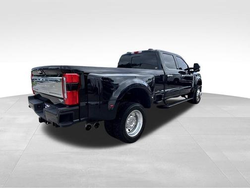 Agate Black Metallic 2023 Ford F-450 Platinum
