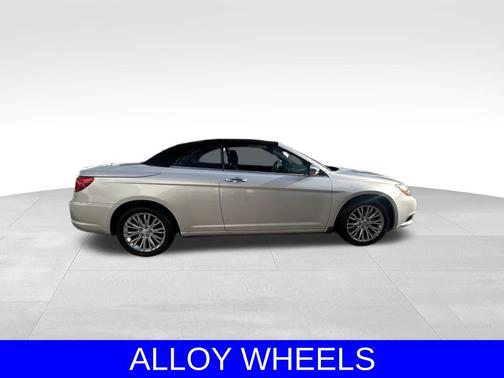 2011 Chrysler 200 Limited