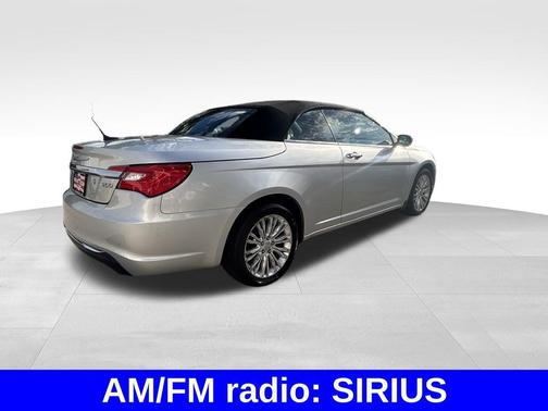 2011 Chrysler 200 Limited