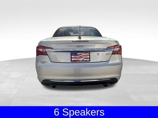 2011 Chrysler 200 Limited