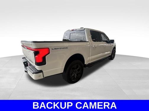 2022 Ford F-150 Lightning LARIAT