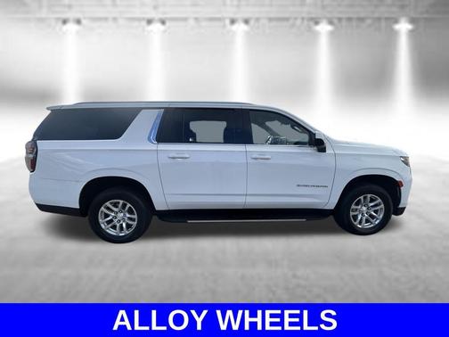 Summit White 2023 Chevrolet Suburban LT
