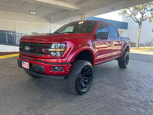 Rapid Red Metallic Tinted Clearcoat 2025 Ford F-150 XLT Truck
