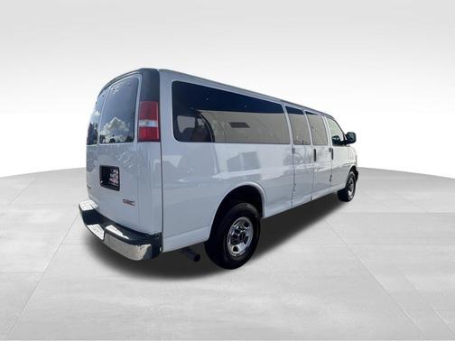2020 GMC Savana 3500 RWD 3500 Extended Wheelbase LT