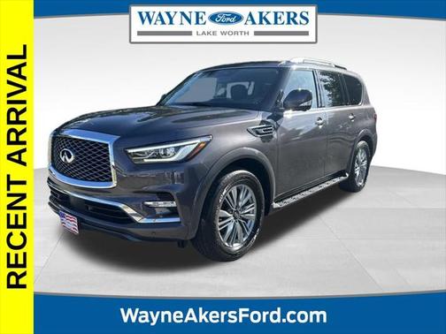 2022 INFINITI QX80 Luxe
