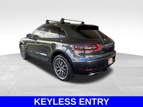 2018 Porsche Macan Base