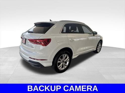 2023 Audi Q3 Premium 45 TFSI S line quattro Tiptronic