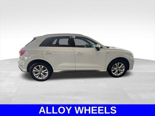 2023 Audi Q3 Premium 45 TFSI S line quattro Tiptronic