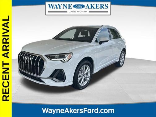 2023 Audi Q3 Premium 45 TFSI S line quattro Tiptronic