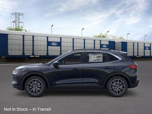 2025 Ford Escape PHEV SE