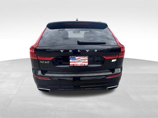 2021 Volvo XC60 Recharge Plug-In Hybrid T8 R-Design