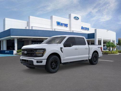 Oxford White 2025 Ford F-150 XLT Truck
