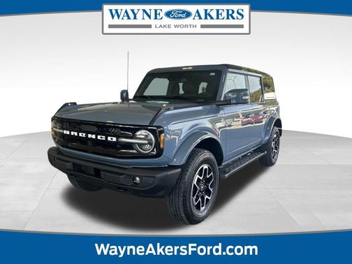2024 Ford Bronco Outer Banks