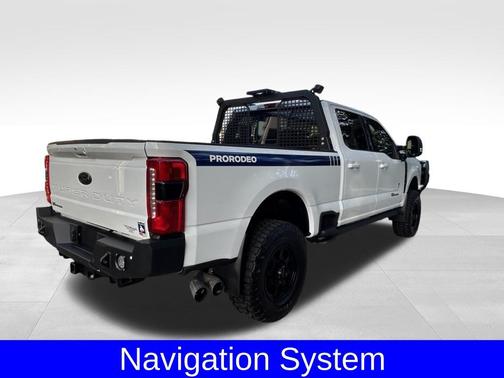 Oxford White 2025 Ford F-250 Lariat
