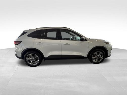 Silver Metallic 2026 Ford Escape ST-Line