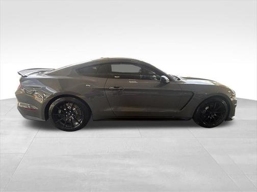 2018 Ford Shelby GT350 Base