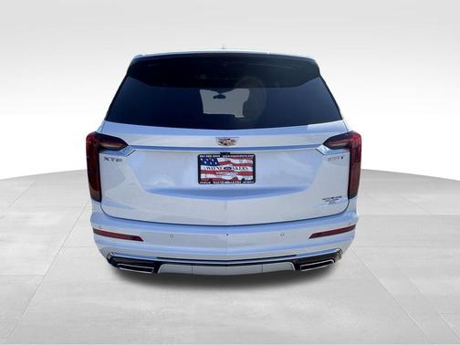 2024 Cadillac XT6 Luxury FWD