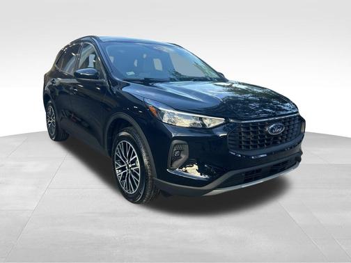 2024 Ford Escape PHEV SE