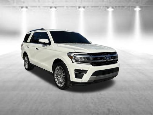 Star White Metallic Tri-Coat 2024 Ford Expedition Limited