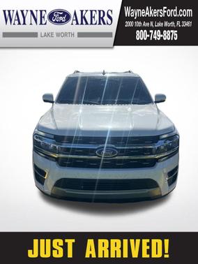 Star White Metallic Tri-Coat 2024 Ford Expedition Limited
