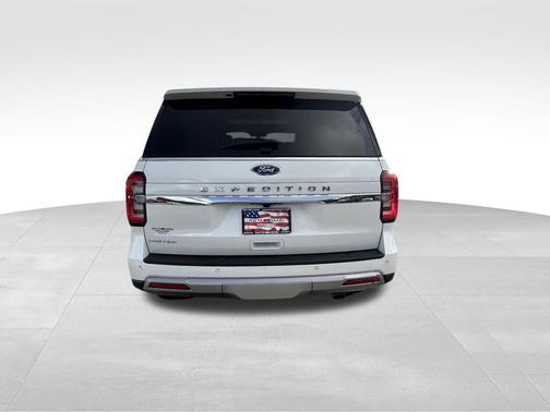 Star White Metallic Tri-Coat 2024 Ford Expedition Limited