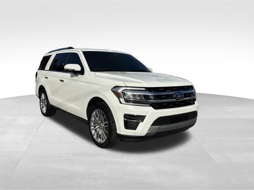 Star White Metallic Tri-Coat 2024 Ford Expedition Limited