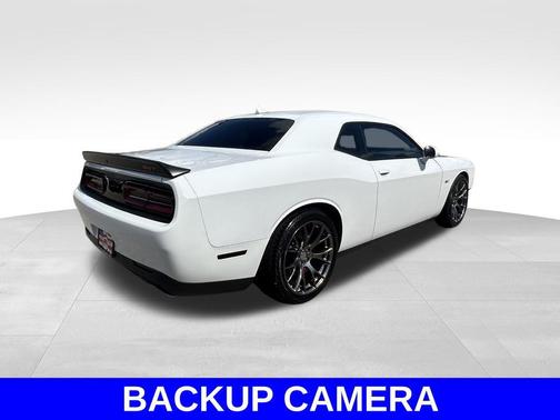 2015 Dodge Challenger SRT 392