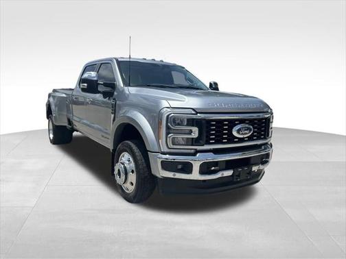 2023 Ford F-450 Lariat