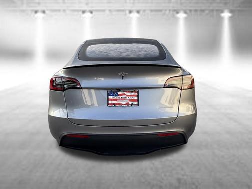 Quicksilver 2024 Tesla Model Y Performance Dual Motor All-Wheel Drive