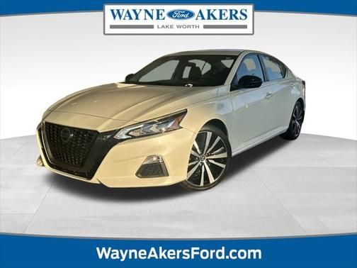 2020 Nissan Altima SR FWD