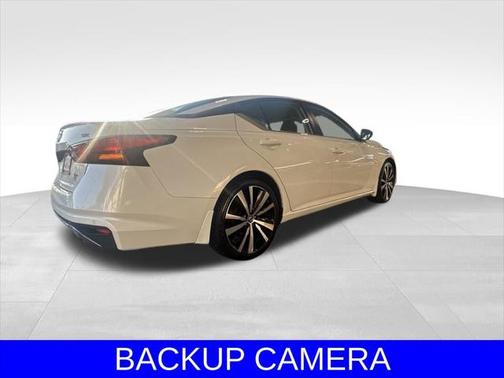 2020 Nissan Altima SR FWD