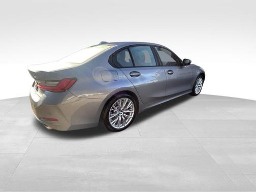 2023 BMW 330 330i