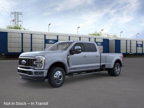 Glacier Gray Metallic Tri-Coat 2026 Ford F-450 Lariat Truck