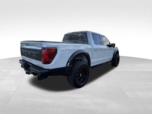 Avalanche 2024 Ford F-150 Raptor
