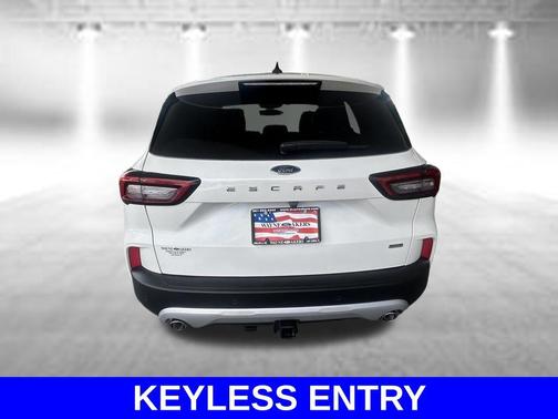 Star White Metallic Tri-Coat 2024 Ford Escape PHEV SE