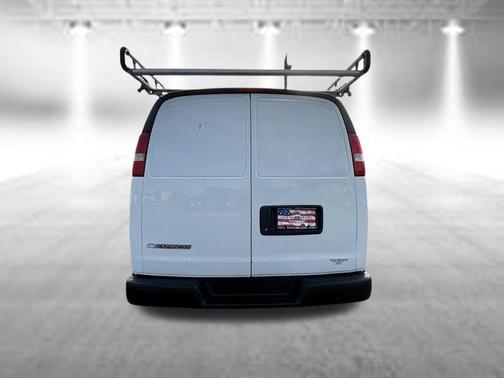 Summit White 2020 Chevrolet Express 2500 Work Van