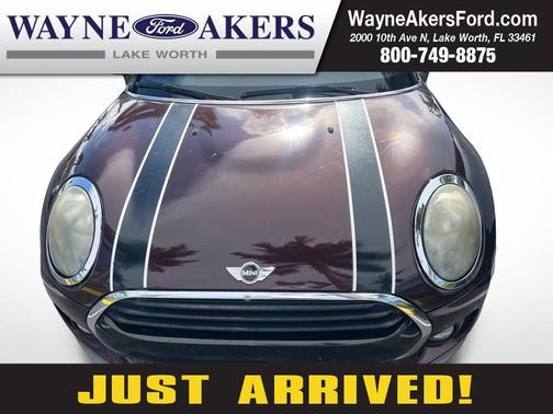 Burgundy Metallic 2017 MINI Clubman Cooper